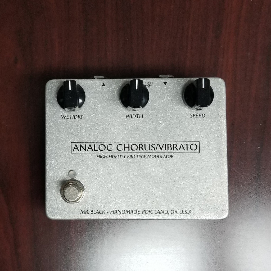 Analog Chorus/Vibrato – Mr. Black